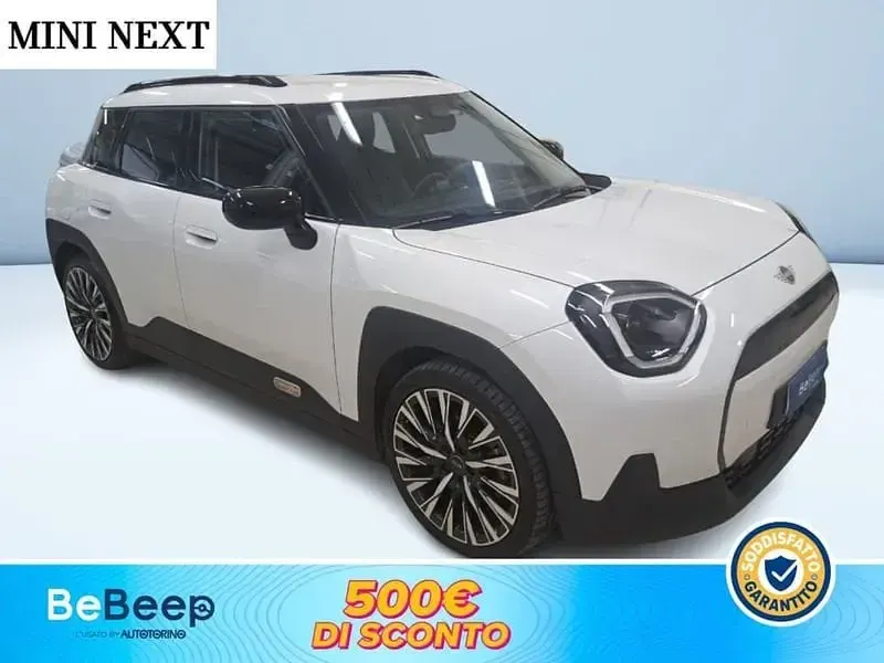 Usata Mini Aceman Classic 135 kW (184 CV) 2025 Bianco pastello SUV