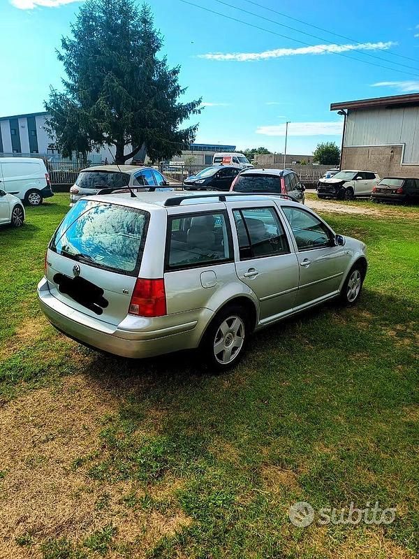 Usata VW Golf IV Highline 105 CV (77 kW) 2001 Argento Station wagon