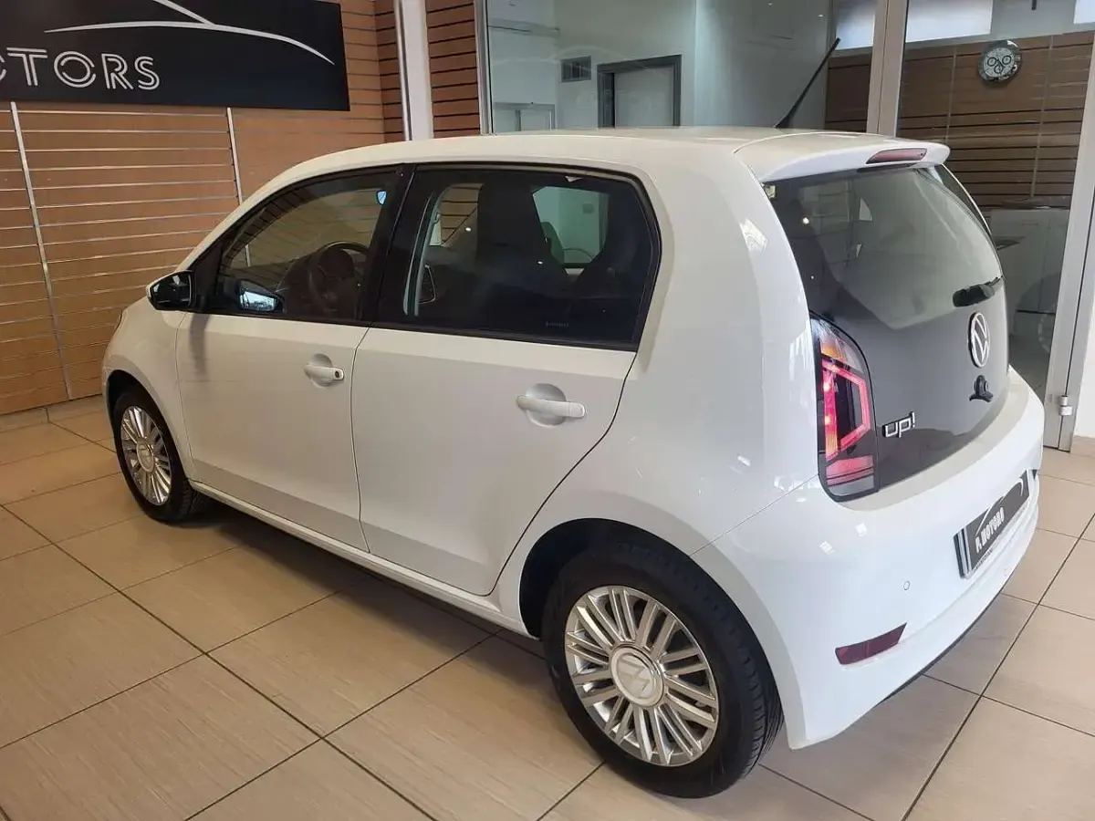 Usata VW up! Move 65 CV (47 kW) 2023 Bianco Utilitaria