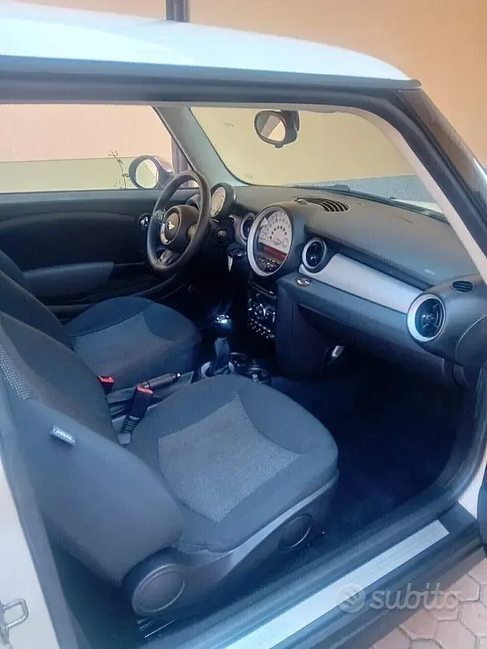 Usata Mini One D 90 CV (66 kW) 2012 Bianco Utilitaria