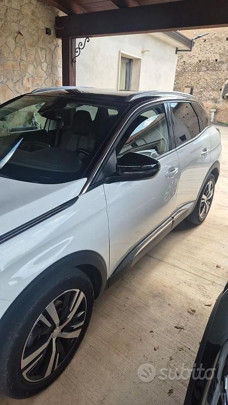Usata Peugeot 3008 120 CV (88 kW) 2018 SUV