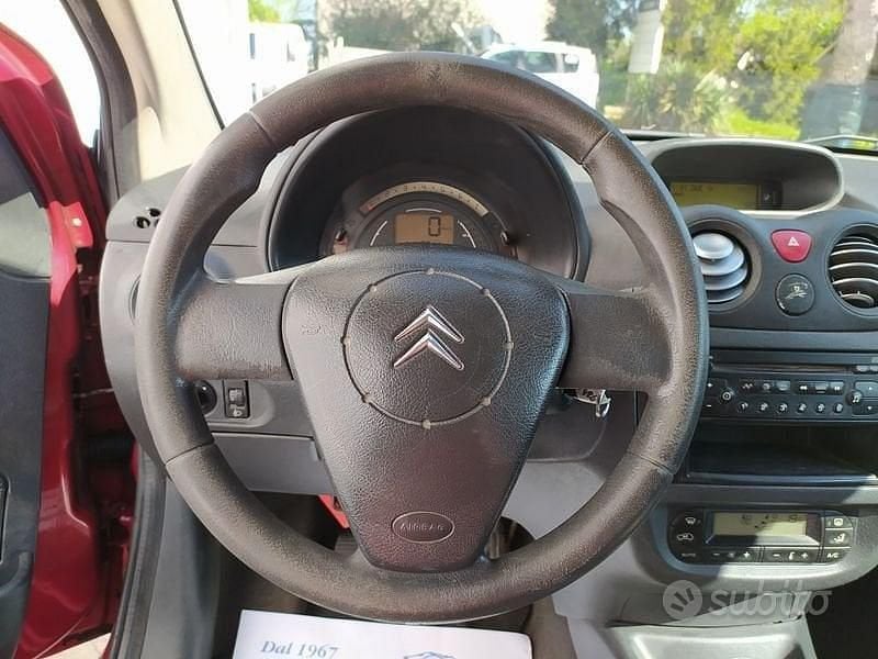 Usata Citroën C2 Elegance 60 CV (44 kW) 2005 Rosso Utilitaria