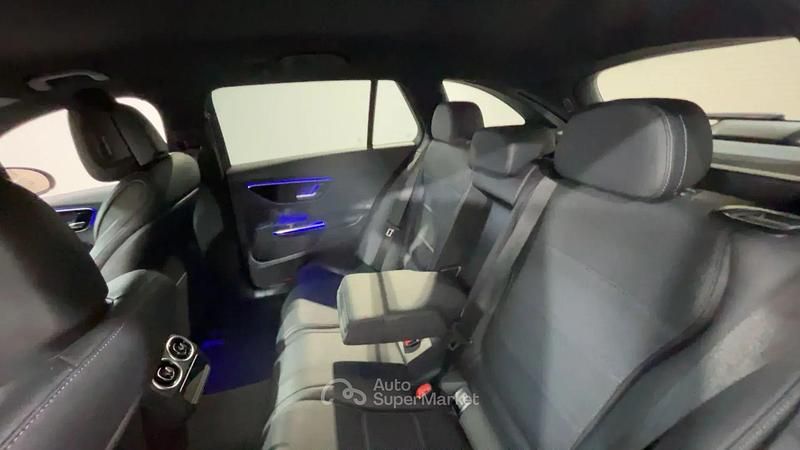 Usata Mercedes C200 163 CV (119 kW) 2024 Nero Station wagon