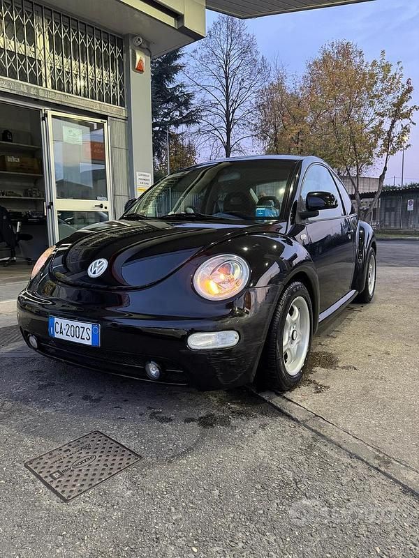 Usata VW Beetle 90 CV (66 kW) 1999 Nero Utilitaria