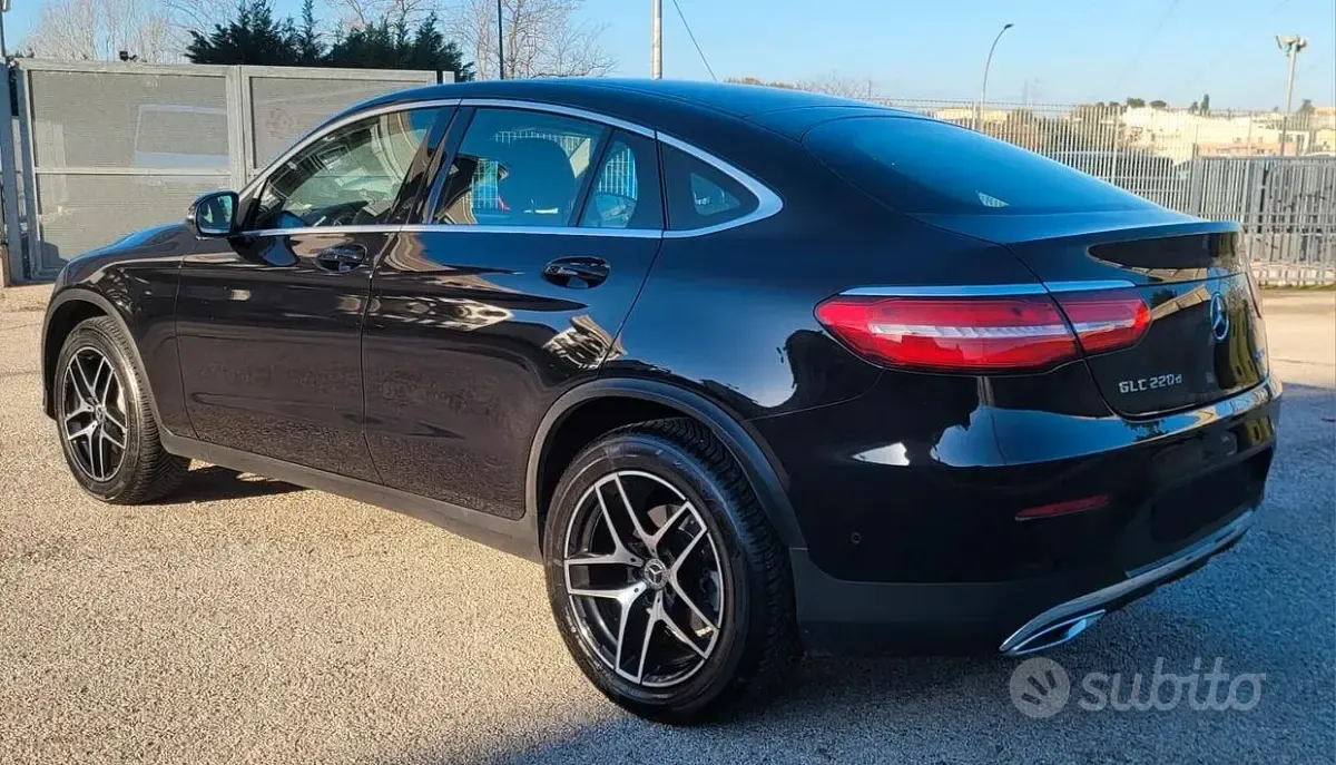 Gebraucht Mercedes GLC220 Premium 170 PS (125 kW) 2017 Schwarz Coupé
