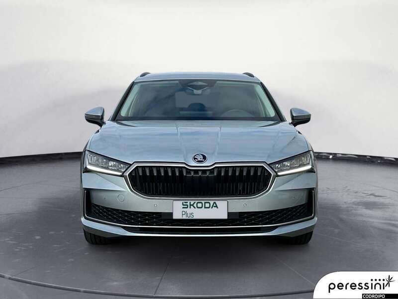 Usata Skoda Superb Selection 150 CV (110 kW) 2024 Argento metallizzato Station wagon