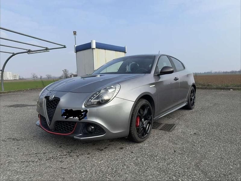 Usata Alfa Romeo Giulietta Tech Edition 120 CV (88 kW) 2018 Utilitaria