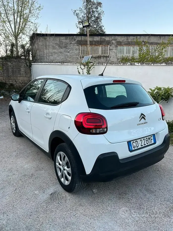 Usata Citroën C3 83 CV (61 kW) 2020 Bianco Utilitaria