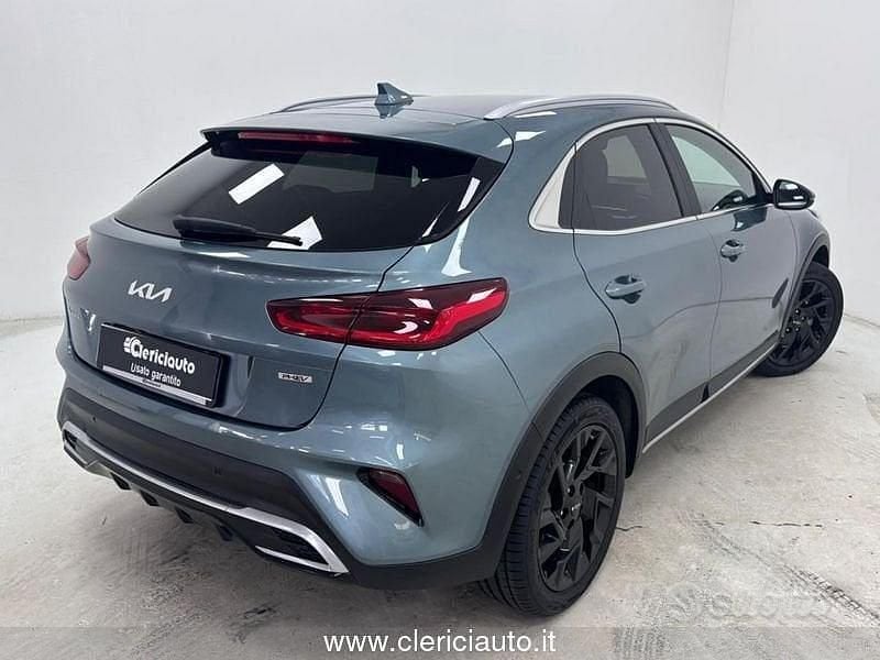 Usata Kia XCeed Style 141 CV (103 kW) 2023 Grigio SUV