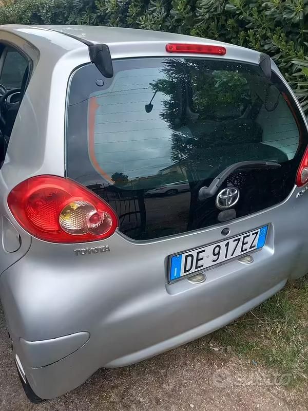 Usata Toyota Aygo 67 CV (49 kW) 2007 Utilitaria