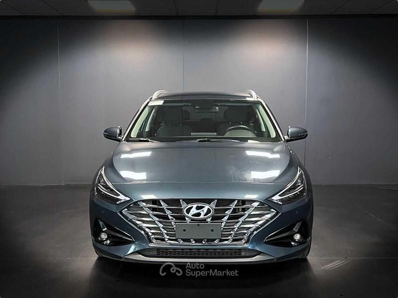 Usata Hyundai i30 Prime 120 CV (88 kW) 2022 Blu/azzurro Station wagon