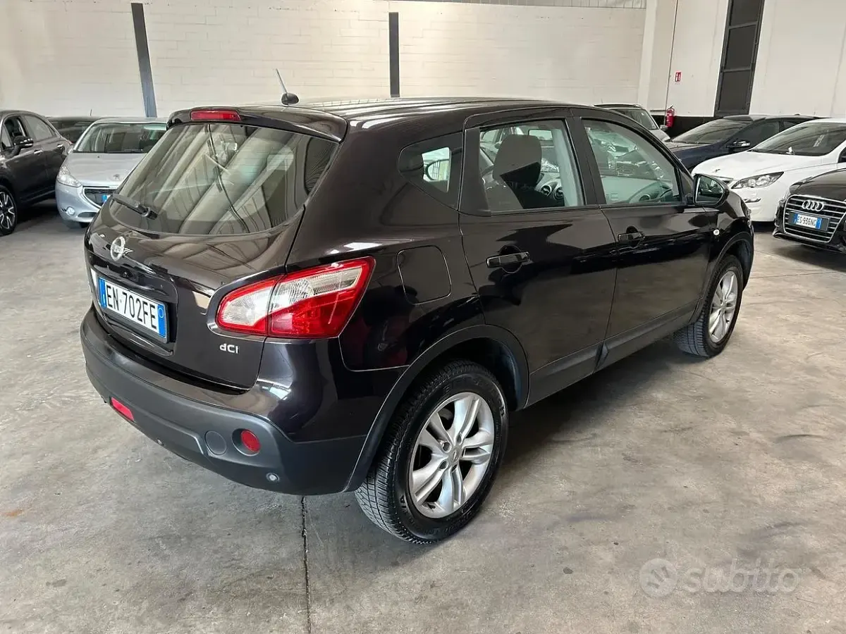 Usata Nissan Qashqai Tekna 131 CV (96 kW) 2012 Nero SUV