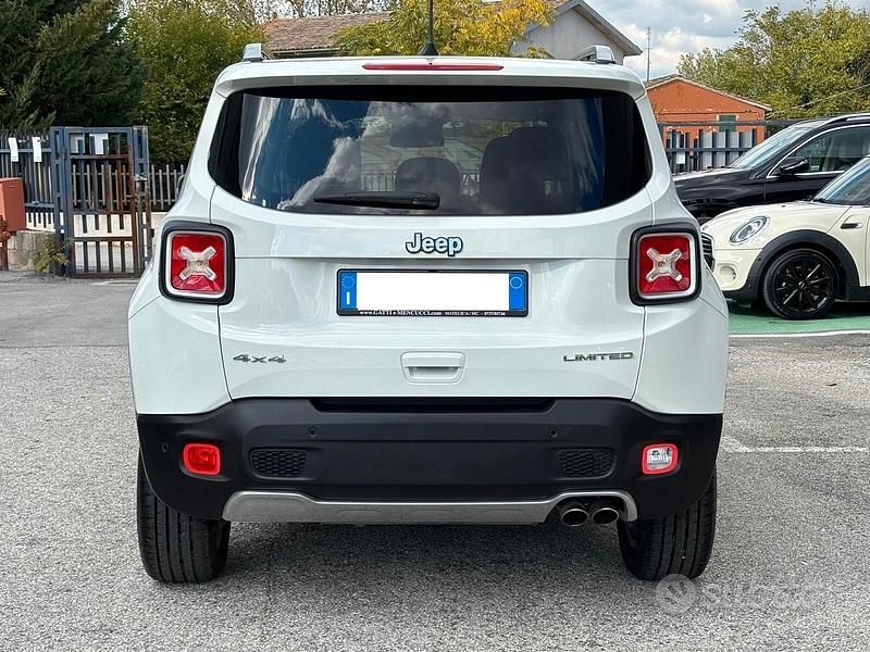 Usata Jeep Renegade Limited 140 CV (102 kW) 2018 Bianco SUV