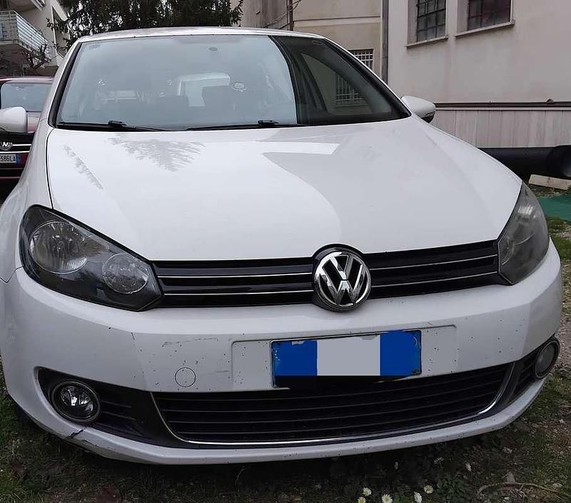 Usata VW Golf VI Highline 105 CV (77 kW) 2011 Utilitaria