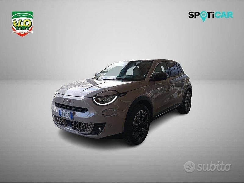 Usata Fiat 600 La Prima 101 CV (74 kW) 2025 Beige SUV