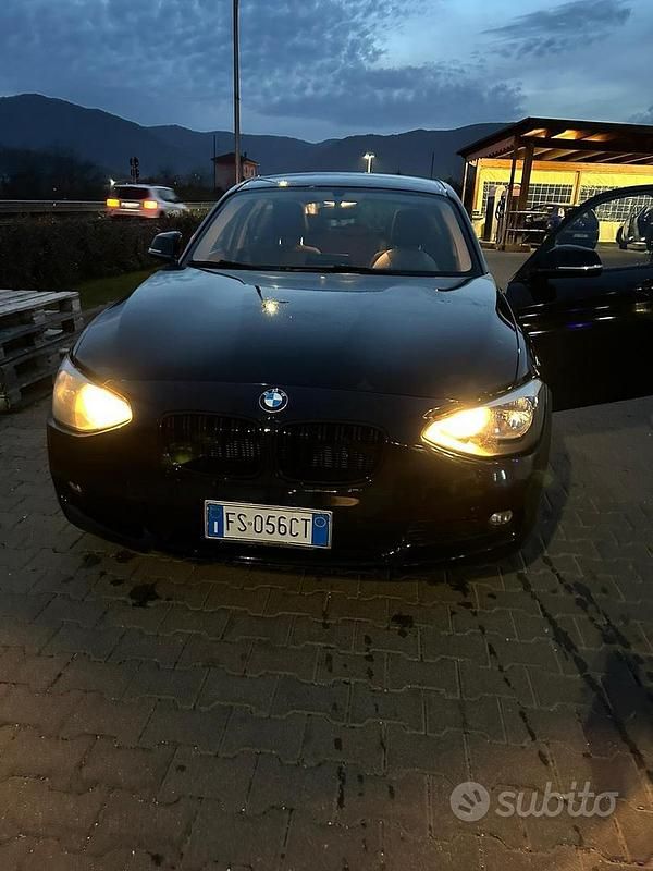 Usata BMW 114 95 CV (69 kW) 2012 Nero Utilitaria
