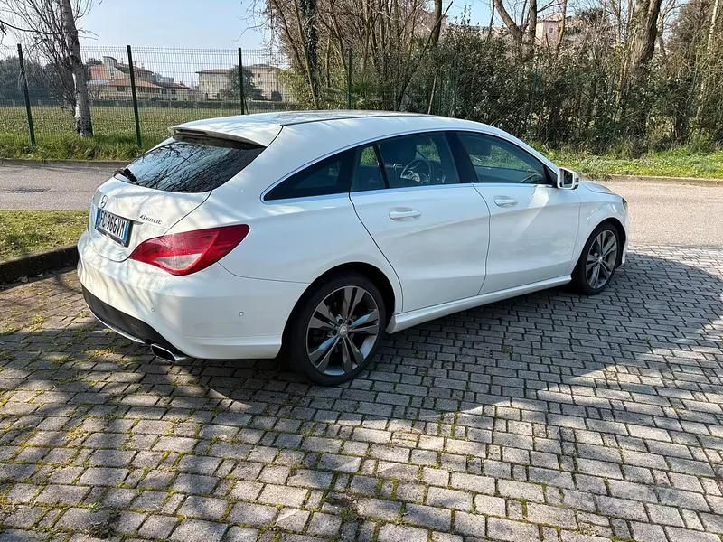 Usata Mercedes CLA220 2016 Bianco Berlina