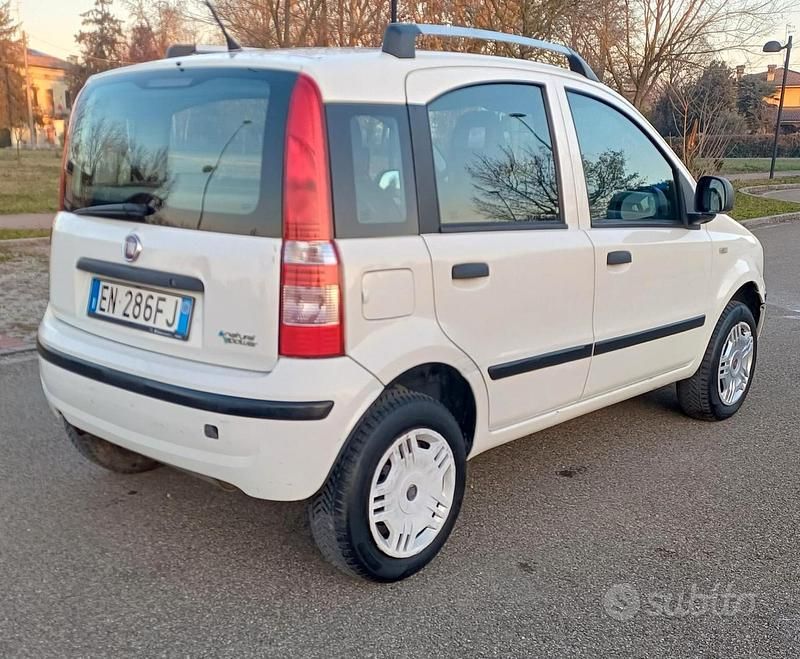 Usata Fiat Panda Classica 80 CV (58 kW) 2012 Bianco Utilitaria