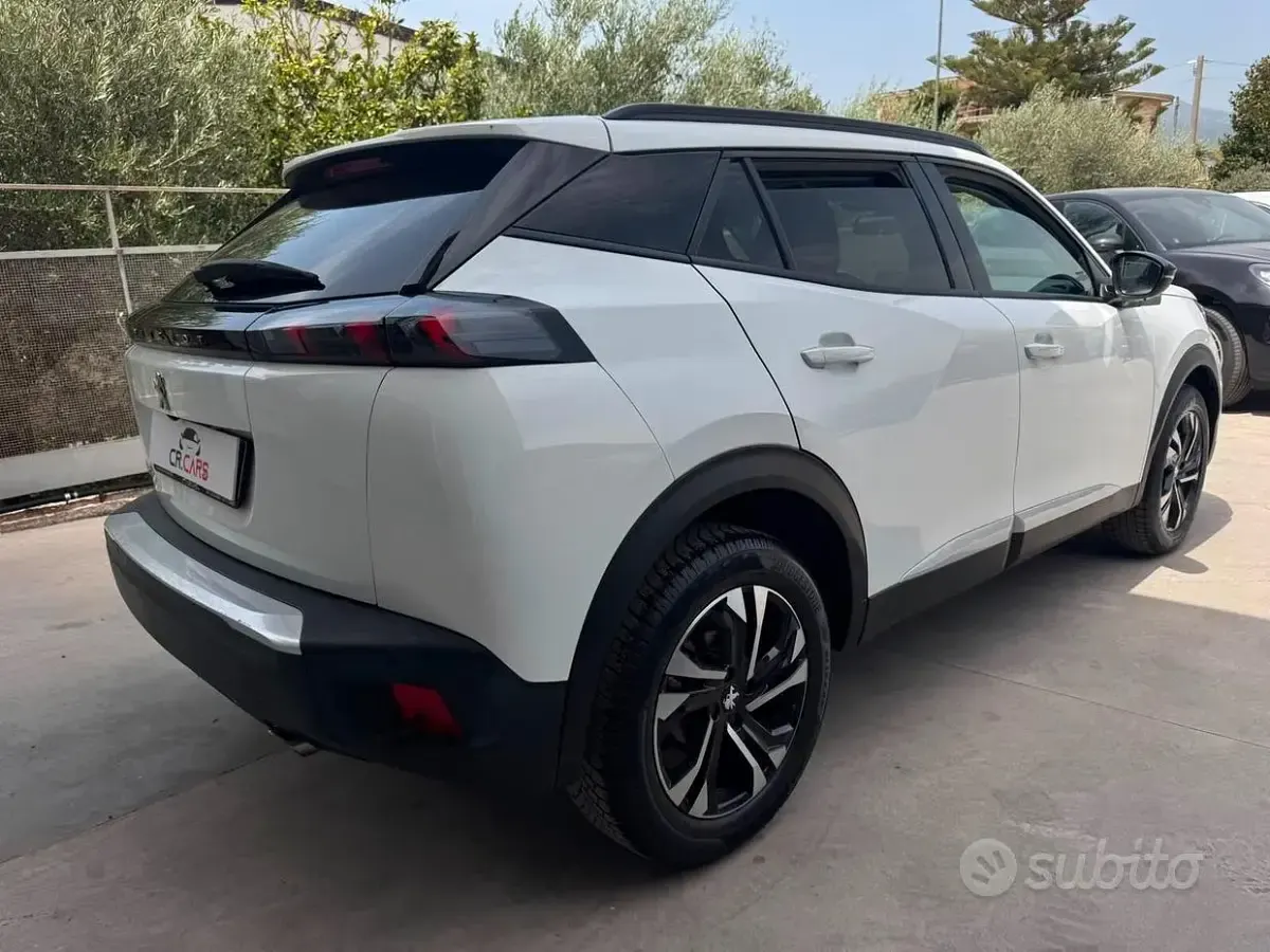 Usata Peugeot 3008 Allure 131 CV (96 kW) 2021 Bianco SUV