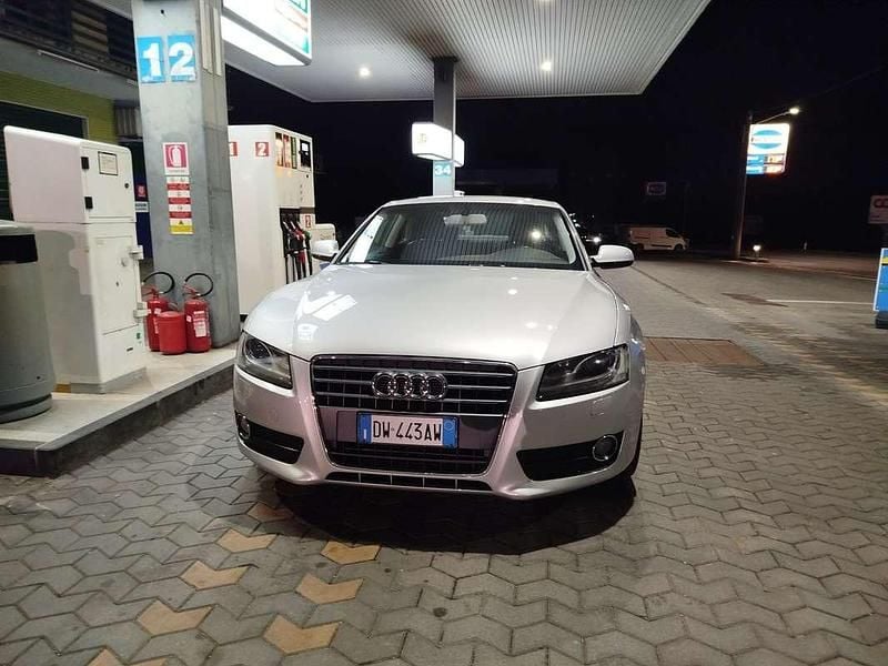 Begagnad Audi A5 Ambition 180 HK (132 kW) 2009 Grå Sportkupé