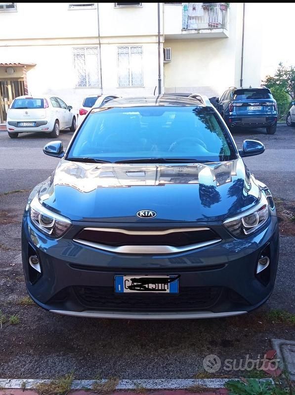 Usata Kia Stonic 100 CV (73 kW) 2020 Blu SUV