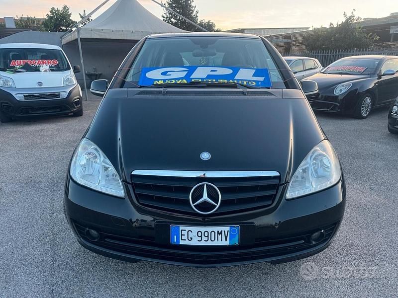 Usata Mercedes A160 Executive 95 CV (69 kW) 2011 Nero Berlina