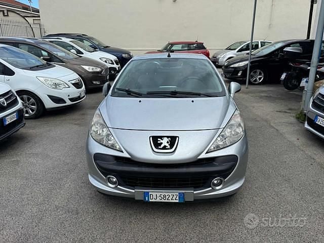 Usata Peugeot 207 CC 110 CV (80 kW) 2007 Grigio Cabrio