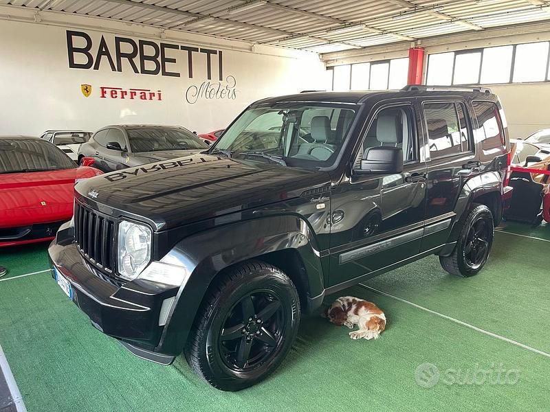 Usata Jeep Cherokee 177 CV (130 kW) 2010 Nero SUV