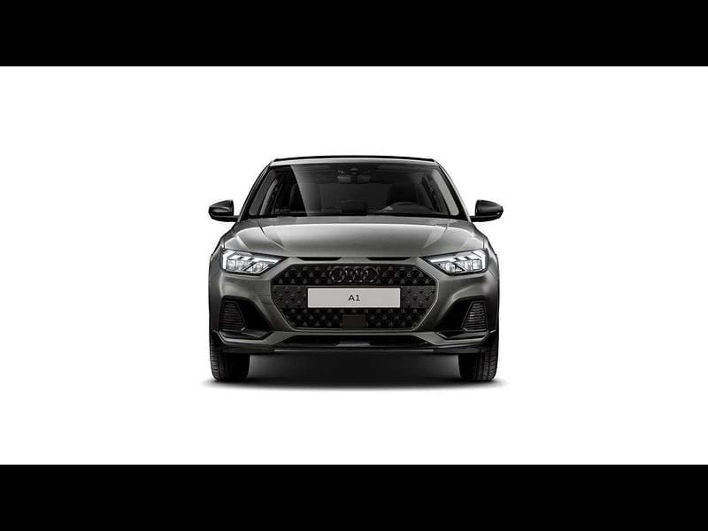 Nuova Audi A1 Ambiente 150 CV (110 kW) 2026 Grigio chronos metallizzato ne SUV
