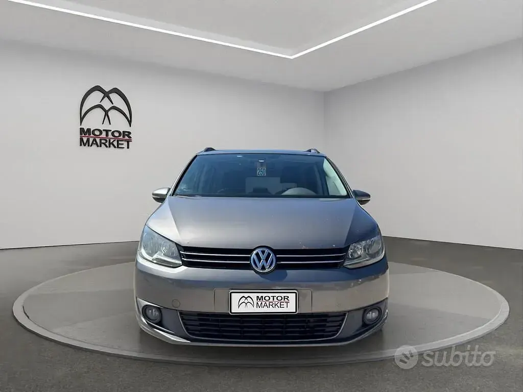 Usata VW Touran Comfortline 150 CV (110 kW) 2011 Grigio Monovolume