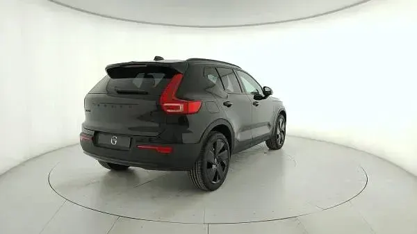 Nuova Volvo XC40 Plus 163 CV (119 kW) 2026 Nero SUV