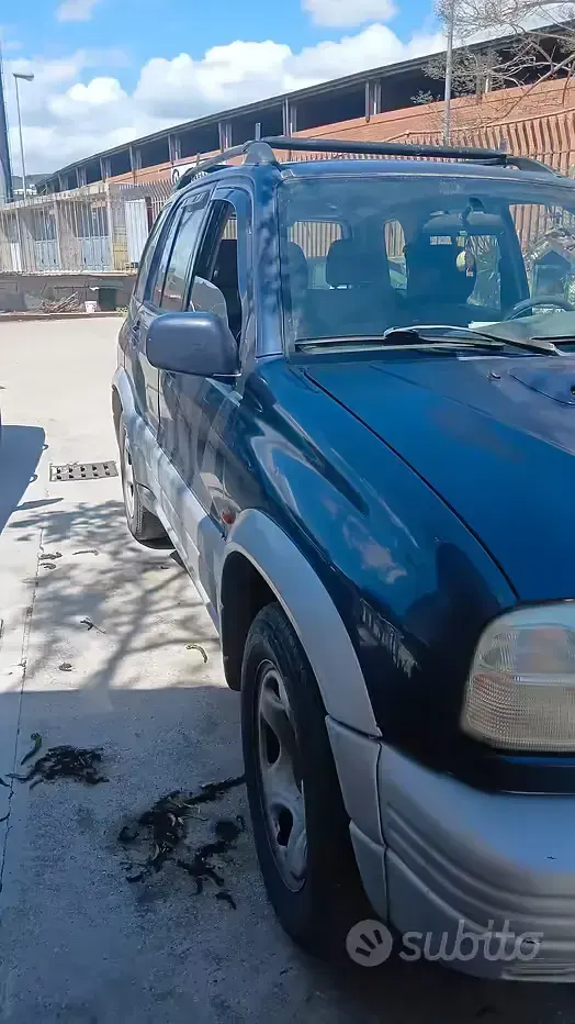 Usata Suzuki Vitara 87 CV (63 kW) 2000 Blu SUV