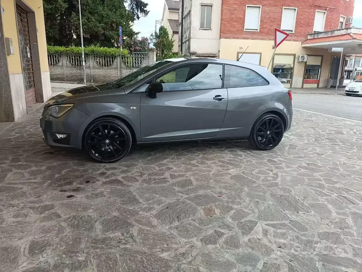 Usata Seat Ibiza 75 CV (55 kW) 2016 Berlina