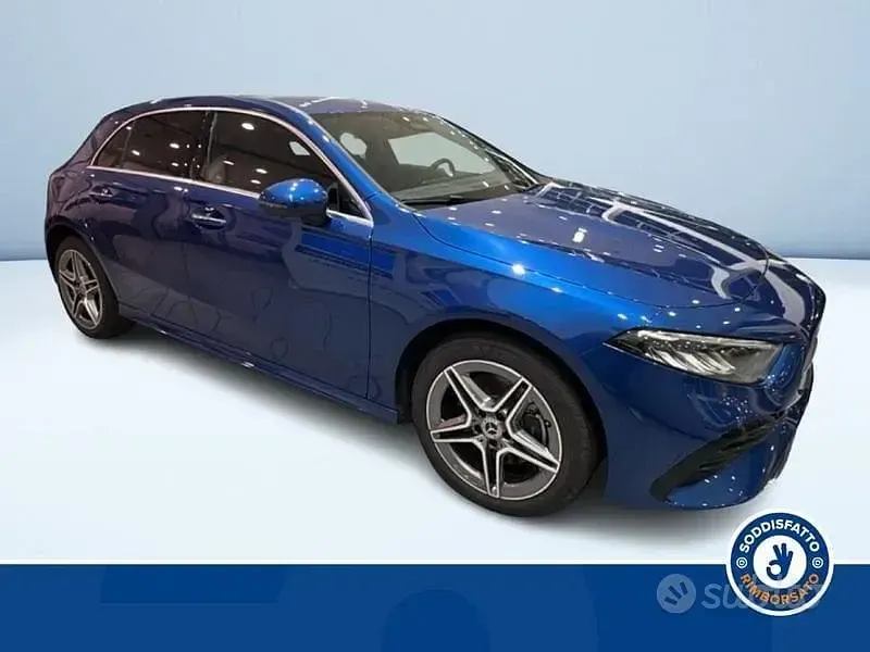 Nuova Mercedes A250 Advanced Plus 217 CV (159 kW) 2026 Blu Berlina