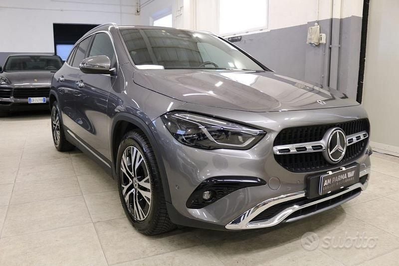 Usata Mercedes GLA200 Advanced 150 CV (110 kW) 2023 Grigio SUV