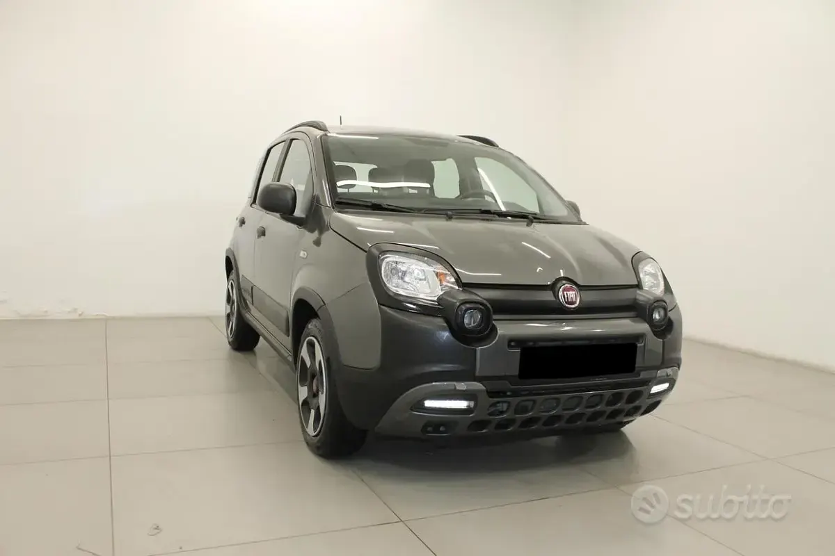 Usata Fiat Panda Cross Cross 70 CV (51 kW) 2021 Grigio Utilitaria