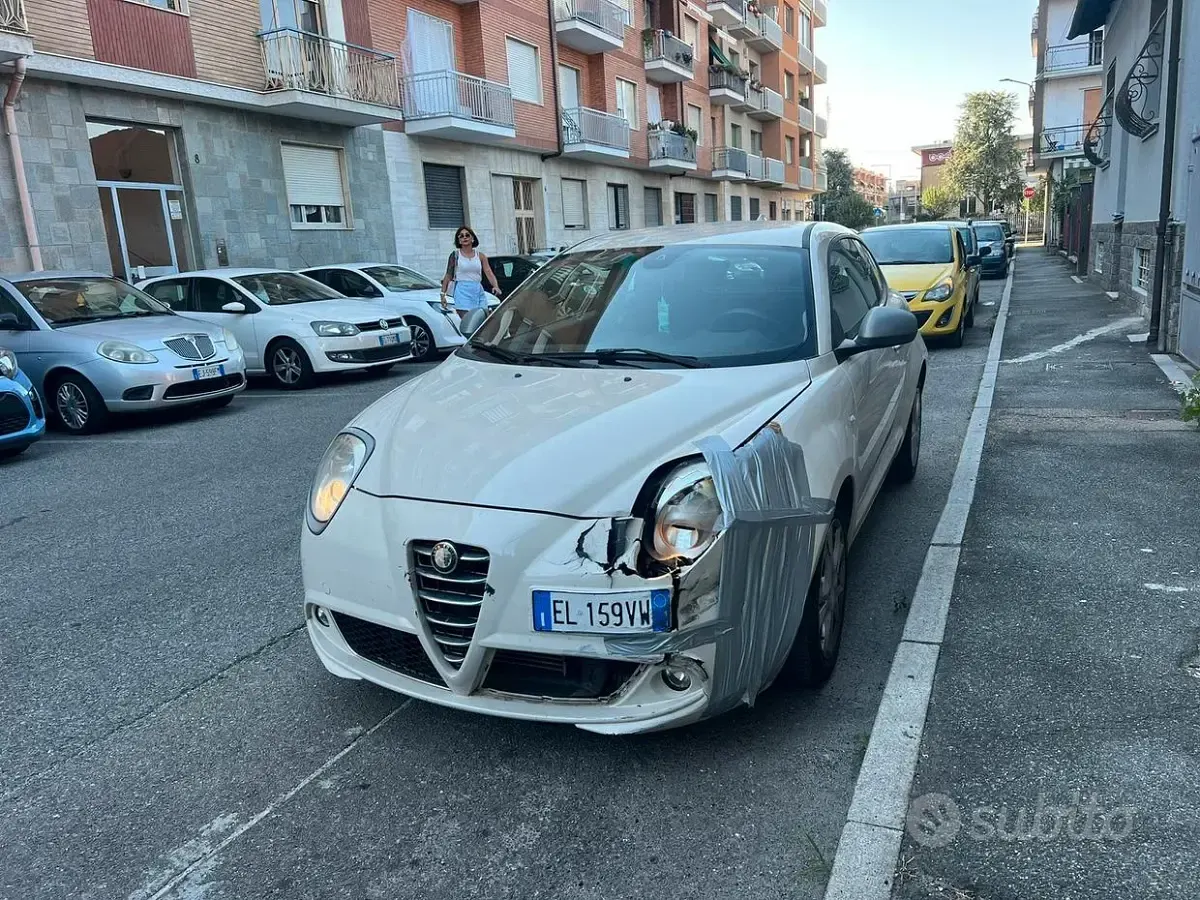 Usata Alfa Romeo MiTo 95 CV (69 kW) 2012 Bianco Utilitaria