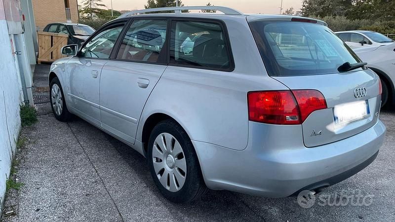 Usata Audi A4 Ambiente 140 CV (102 kW) 2007 Grigio Station wagon