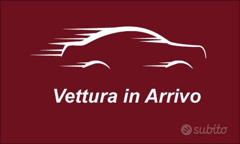 Usata Dacia Duster Lauréate 110 CV (80 kW) 2015 Nero SUV