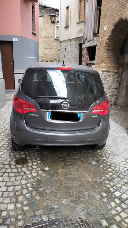 Usato 2012 Opel Meriva 1.4 Benzin 120 CV (6.500 €)