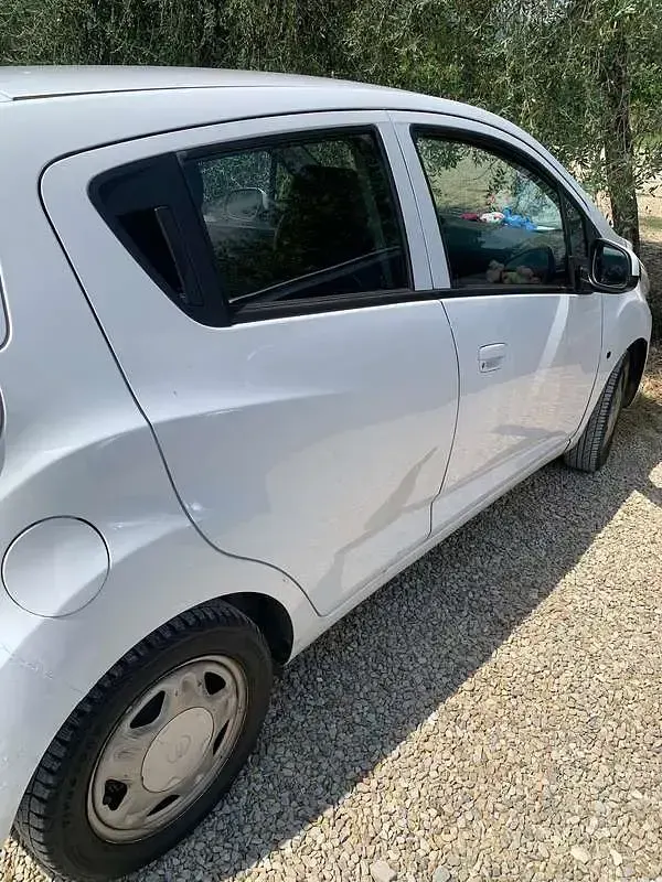 Usata Chevrolet Spark LS 68 CV (50 kW) 2012 Bianco Utilitaria