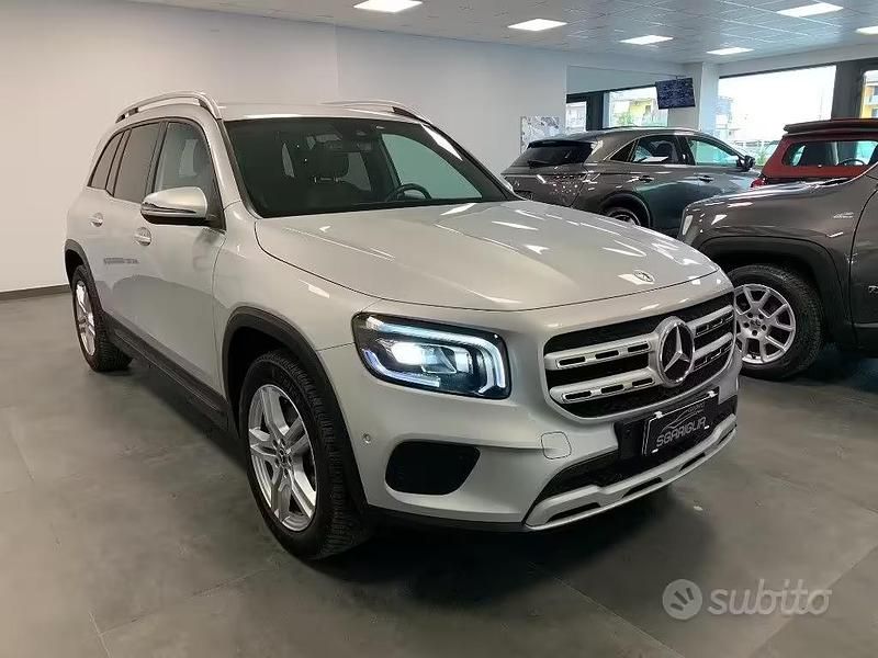 Usata Mercedes GLB180 AMG 116 CV (85 kW) 2021 Grigio SUV