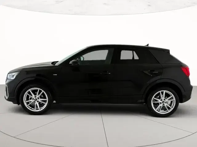 Usata Audi Q2 S-Line 150 CV (110 kW) 2025 Nero mythos metallizzato SUV