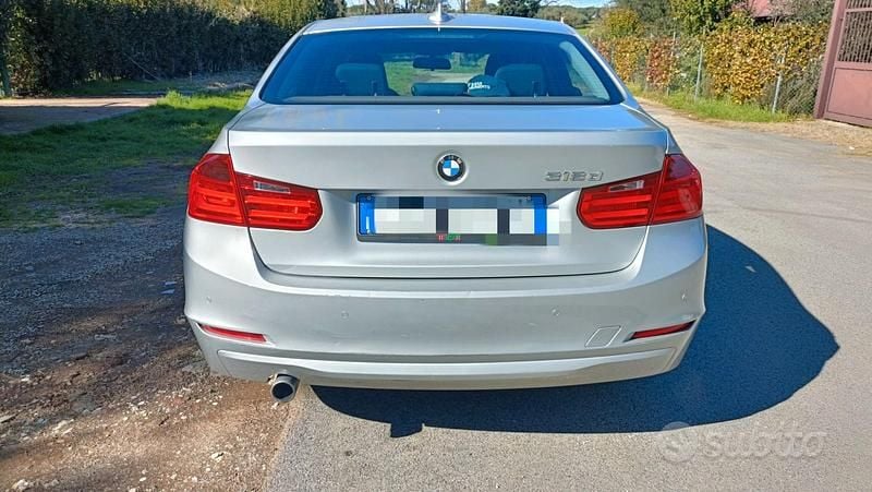 Usata BMW 318 2015 Grigio Berlina