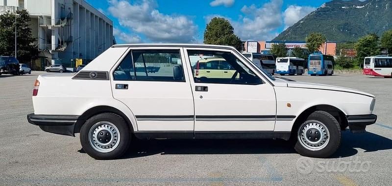 Usata Alfa Romeo Giulietta 1982 Berlina
