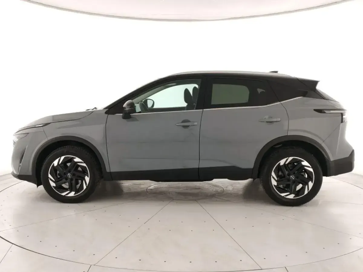 Usata Nissan Qashqai N-Connecta 158 CV (116 kW) 2025 Grigio SUV