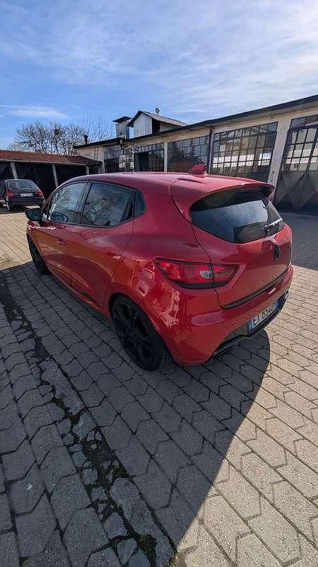Usata Renault Clio IV R.S. 200 CV (147 kW) 2013 Berlina