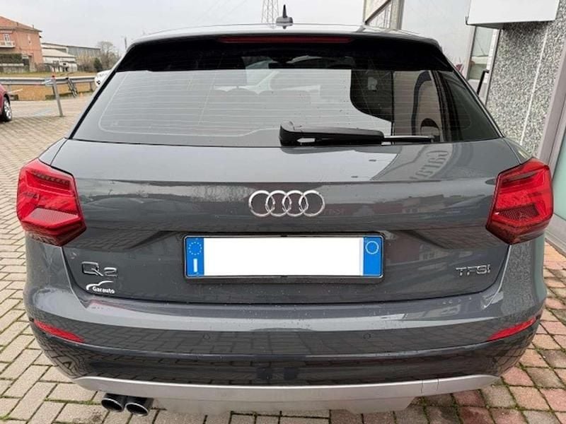 Usata Audi Q2 Business 150 CV (110 kW) 2016 Grigio SUV