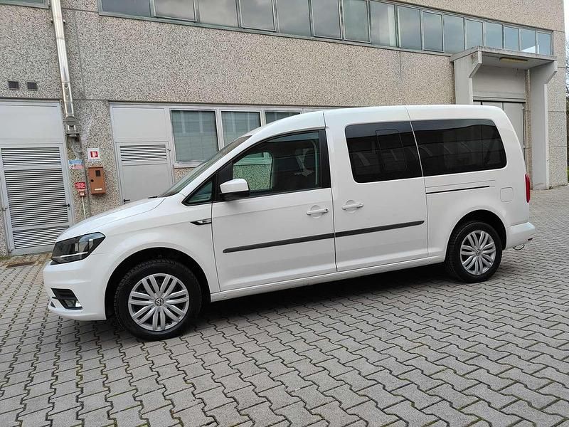 Usata VW Caddy Maxi Style 102 CV (75 kW) 2019 Bianco Monovolume