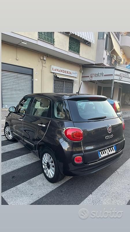 Grigio Usata 2016 Fiat 500L Monovolume | 7000 € (Ottimo prezzo) - Immagine 1/4